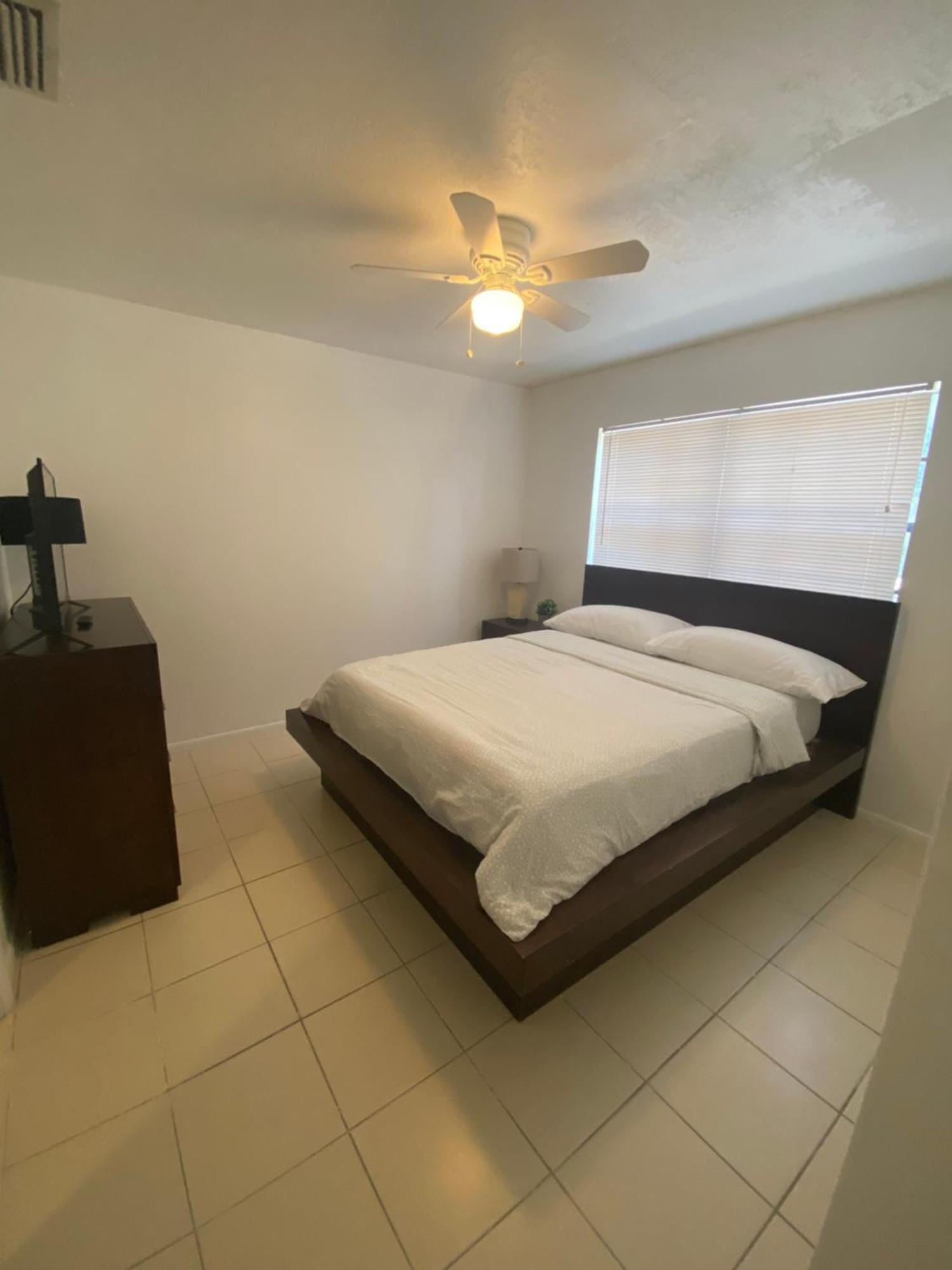 Cozy Downtown Apartments On Water Fort Lauderdale Exterior foto